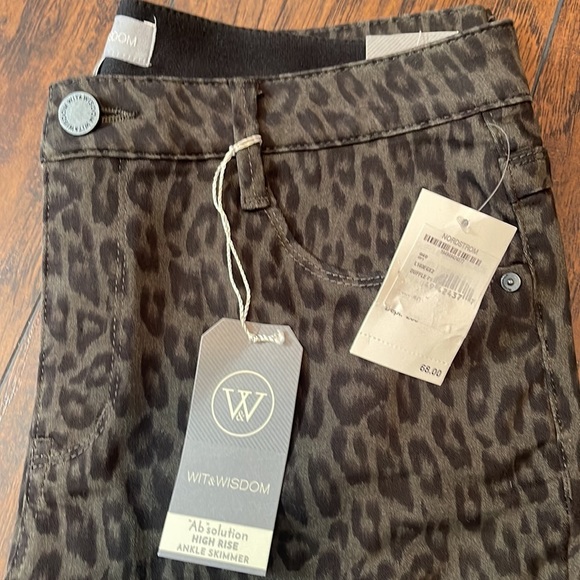 Wit & Wisdom pant. New with tags - Picture 2 of 7